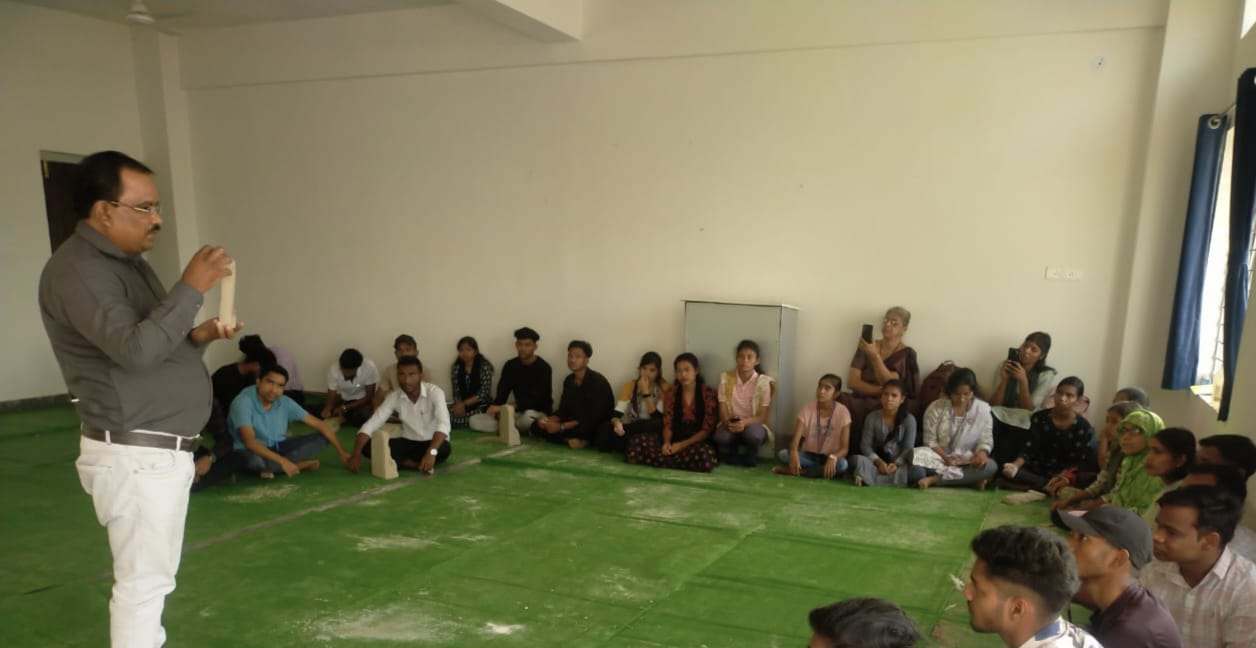 Day 3 - Sculpture Workshop by Mr. Ramsharan Prajapati